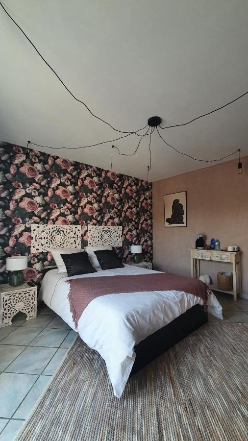 Bed and Breakfast Le Coup De Foudre Le Molay-Littry Екстер'єр фото